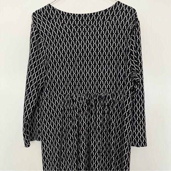 Soma Ruffle Dress Long Sleeve Knee Length Black White Stretch Waist V Neck Large - Picture 6 of 8